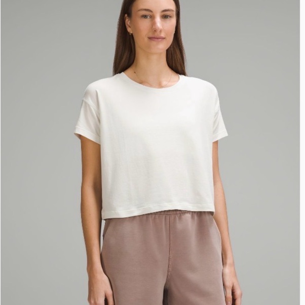 Lululemon Athletics Cates T-Shirt size 6